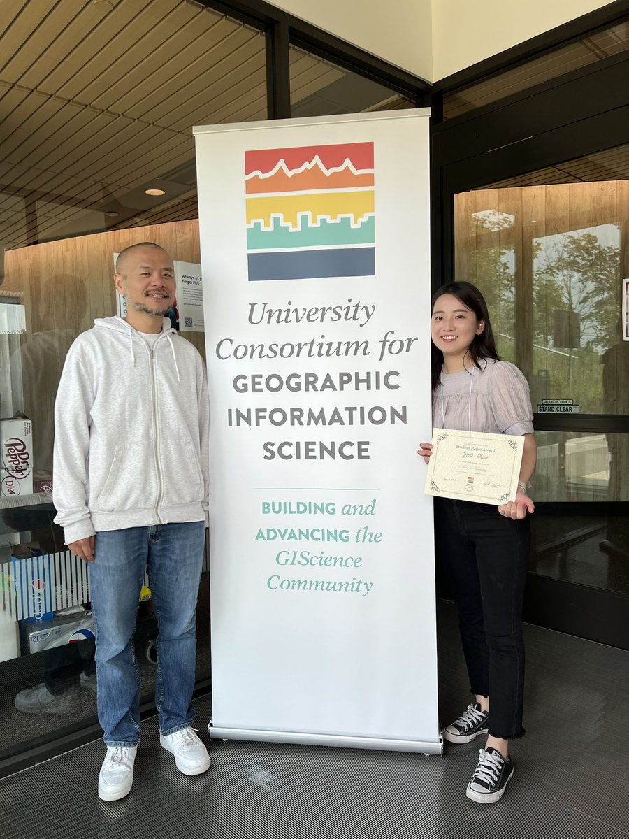 We’ve received the best paper award at <a href="/UCGIScience/">UCGIS</a>! Thanks <a href="/kartenvergnugen/">Doc Rock</a> for organizing and thanks <a href="/UMNCSE/">College of Sci & Eng</a> for the support! Besides, special thanks to my advisor <a href="/yaoyichiang/">Yaoyi Chiang</a> for giving me always your valuable comments!