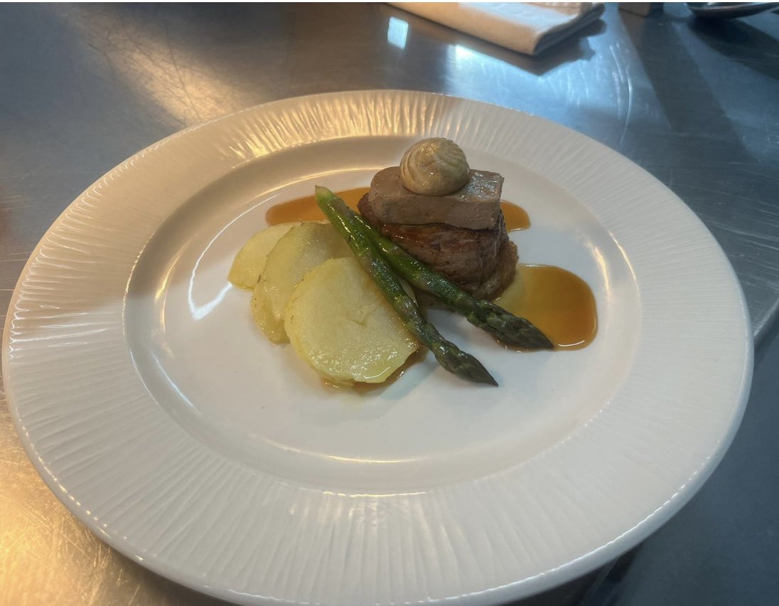 Some of the dishes from last evening’s dinner at the Academy Restaurant COLC, with guest chef Gary Kilminster from Essential Cuisine and Level 3 students 👏🏾👏🏾