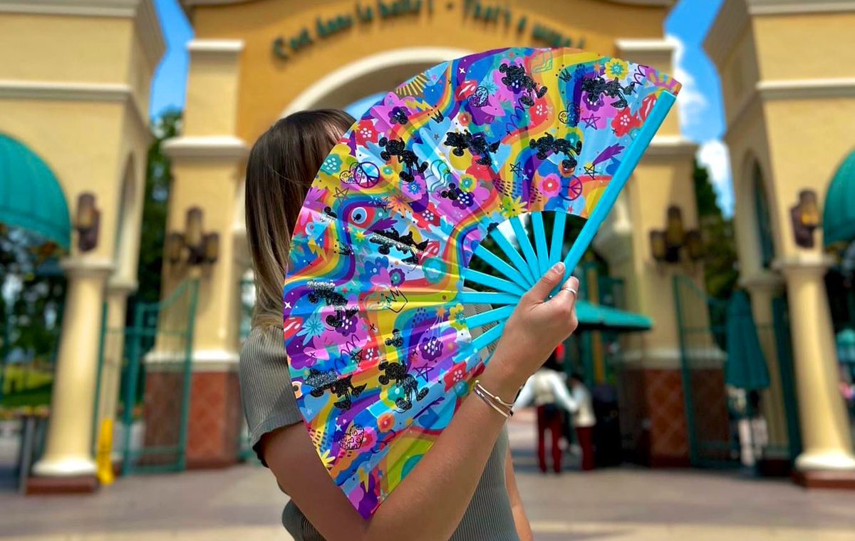🌈 A look at the Disneyland Paris Pride t-shirt, cup and fan, available exclusively at the special event on June 17: