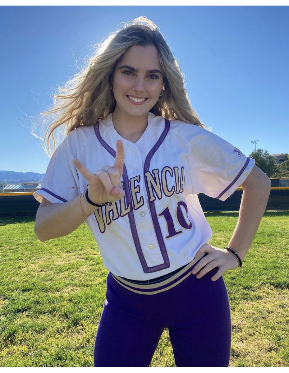 VH_Softball's tweet photo. Congrats to Addison Snyder for being selected to Division 2 ALL-CIF! 🥎💜
https://t.co/UX423HXohX https://t.co/gKTCCWQ6Ih