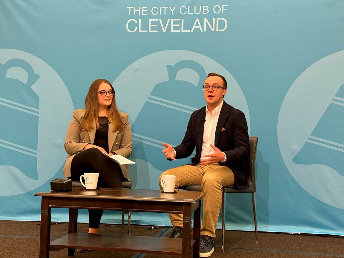 The City Club of CLE (@thecityclub) on Twitter photo "It takes tremendous bravery to live your life authentically.” - <a href="/Chasten/">Chasten Glezman Buttigieg</a> #CityClub "It takes tremendous bravery to live your life authentically.” - <a href="/Chasten/">Chasten Glezman Buttigieg</a> #CityClub