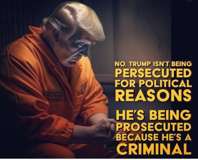 1drcole's tweet photo. Please reply with a 💙 follow me and RT if you agree with the meme.  #LockHimUp  #connectblue https://t.co/JxCwmTu8wK