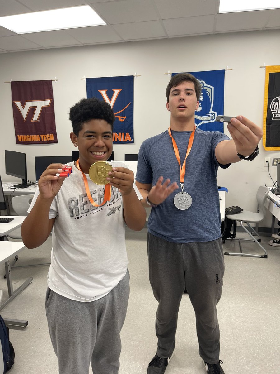 PackerEngineers's tweet image. 10th Semi-Annual SHS EGR Explorations 3D Printed Hotwheels Race!  Designing Hotwheels cars brings out the kid and CAD designer in the students-“If you told me in January I was going to be able to make this tricked out car, I would said no way!  This is cool!” @OfficialSHSPack