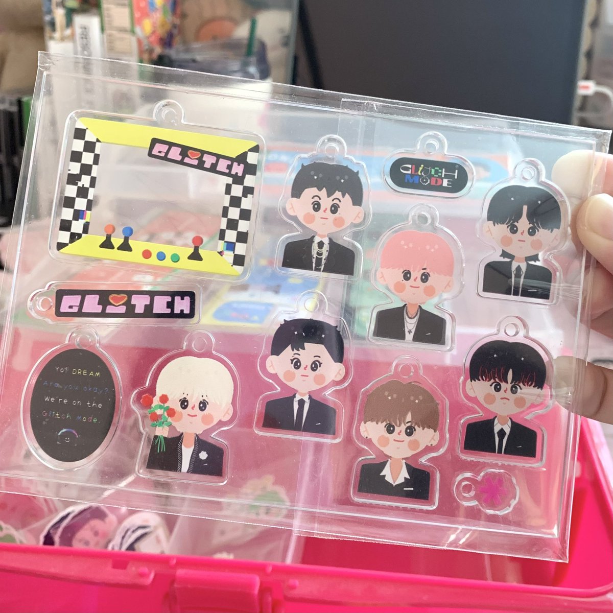 รอบไปรฯ #NEONCITY2023 — 🏠💚*

- พวงกุญแจ ( TY / RJ ) : 100฿
- สตก Type C ( Dream / TY / RJ ) : 50฿
- สตก หงส์ไทย ( Dream / TY / RJ ) : 50฿
- เซ็ต Glitch Mode : 150฿
- Mini สตก : 10฿

ฟรีลทบ / ems 30 🎨 dm เลยค่า ส่งทุกวัน
#ตลาดนัดWayV #ตลาดนัดNCT
#ตลาดนัดnctdream #ตลาดนัดnct127