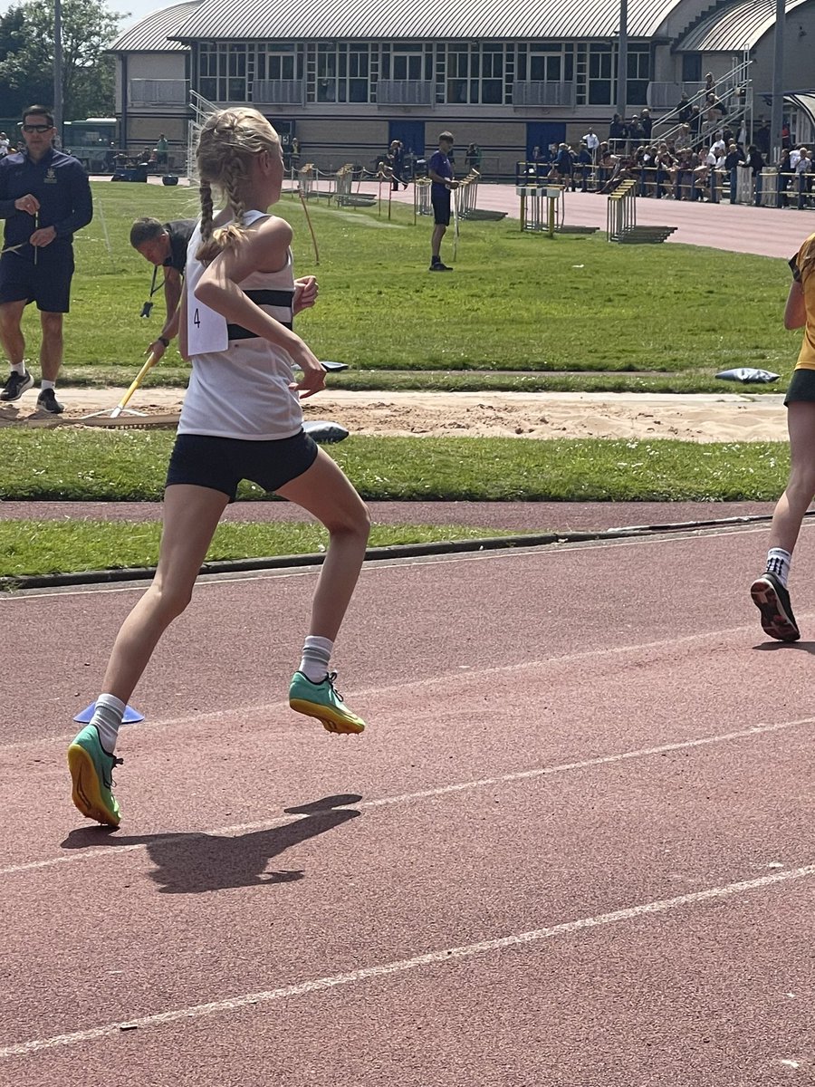 KGS_sports's tweet photo. Congratulations to our @KirkhamGrammar junior (yr7&8) track and field cup team who have qualified for the 2023 National @SchoolAthletics Finals to be held in Chelmsford on 8 July 😀🎽 #topteam #talentedgirls https://t.co/s3RIIOKsPr