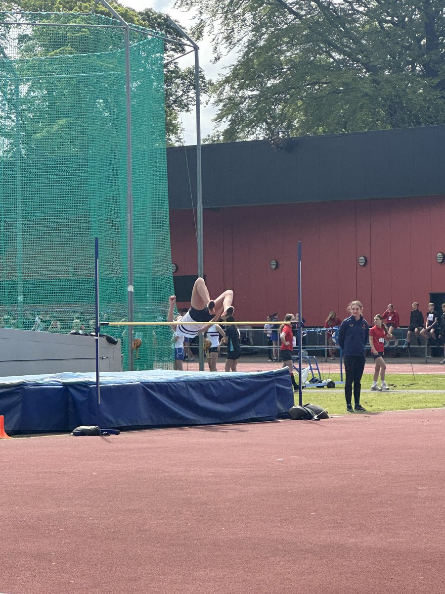 KGS_sports's tweet photo. Congratulations to our @KirkhamGrammar junior (yr7&8) track and field cup team who have qualified for the 2023 National @SchoolAthletics Finals to be held in Chelmsford on 8 July 😀🎽 #topteam #talentedgirls https://t.co/s3RIIOKsPr
