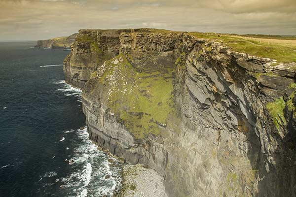 enfantenvoyage's tweet image. Comment faire la randonnée aux falaises de #Moher, les plus hautes d'#Irlande? On vous dit tout avec nos bons plans!
#falaisesMoher #randonnéefalaisesMoher #VisiterIrlande #Voyageenfamille
wp.me/p3qx5J-g7R