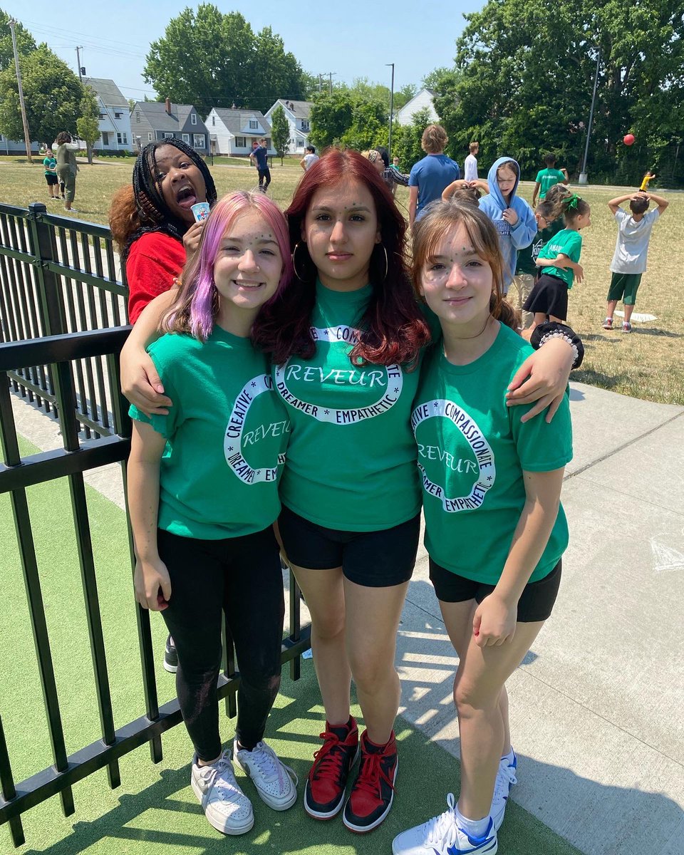 wrharperschool's tweet photo. House Team Fun Day! Four Housesβ¦One Family!π΄π΅π’β«οΈ
ππππ #wrharper #teamHarper #IBWorldSchool #ddIBPYP #PYP #cmsd #weareIB #global #learners #worldchangers #gethere #teachcle #elementaryschool https://t.co/migOf5gBlP