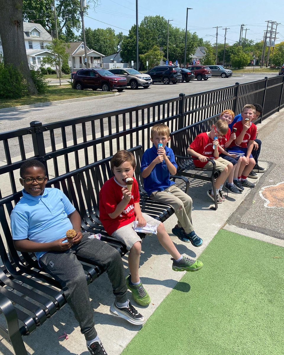 wrharperschool's tweet photo. House Team Fun Day! Four Housesβ¦One Family!π΄π΅π’β«οΈ
ππππ #wrharper #teamHarper #IBWorldSchool #ddIBPYP #PYP #cmsd #weareIB #global #learners #worldchangers #gethere #teachcle #elementaryschool https://t.co/migOf5gBlP