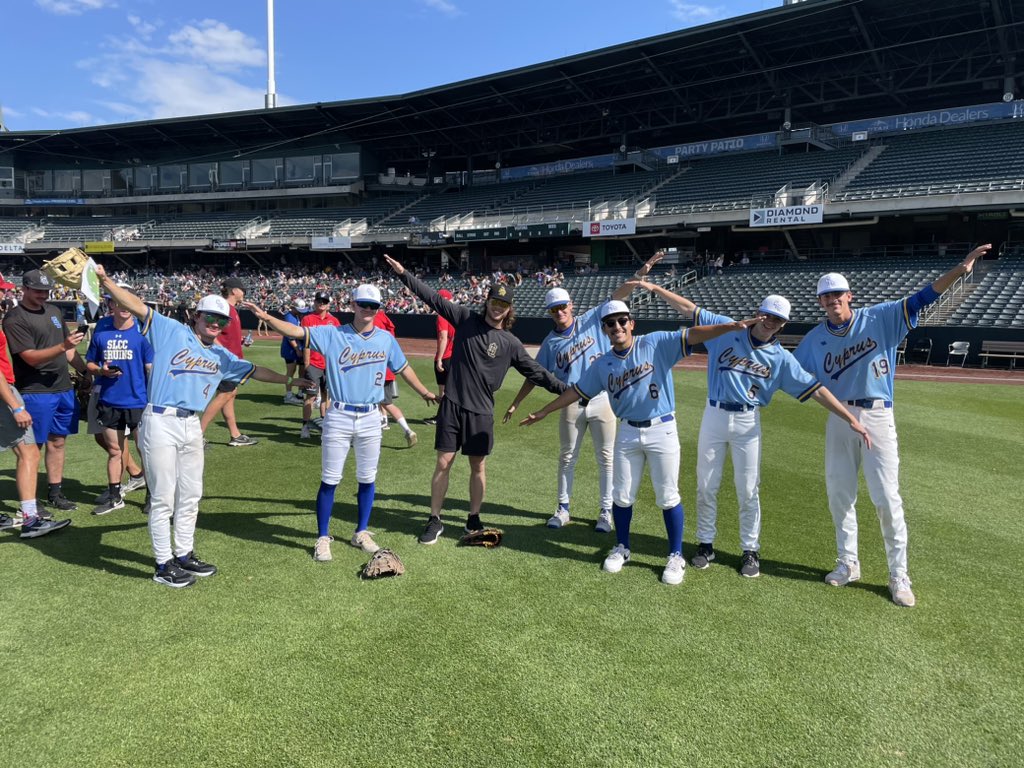BaseballCyprus's tweet photo. A few of the fellas having some fun with @Brett_Phillips8 while helping teach the youth of the community at the mlb play ball kids camp. https://t.co/RiIdSLkwPF
