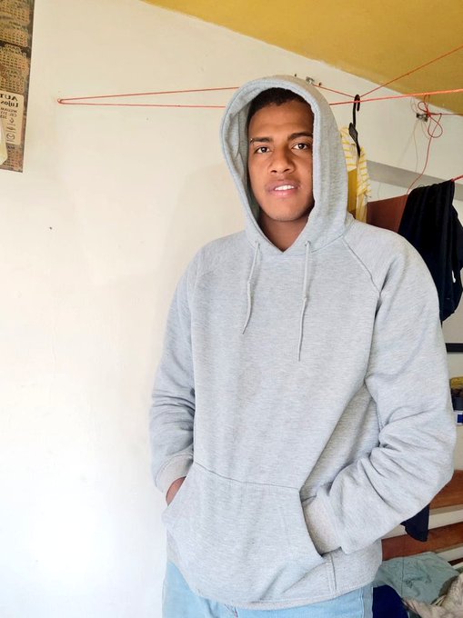 Buenos d&iacute;as  Los espero en mi canal ph  #pornhub #OnlyFans https://t.co/KfNWY7IROD<a href="/tag/pornhub"class="tags">#pornhub</a><a href="/tag/onlyfans"class="tags"><span>#onlyfans</span></a>