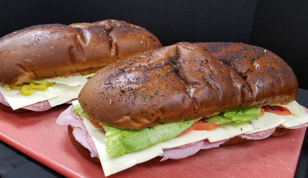 OldColonyCafe's tweet photo. Monday June 12th

Breakfast
Freshly Baked Donuts
Ham &amp; Cheese Croissant

Lunch
The Stove Top
Italian Sub &amp; Pasta Salad
American Chop Suey &amp; Other Assorted Options

The Deli Bar Special
Crispy Chicken https://t.co/Lh9B40Rm2Z