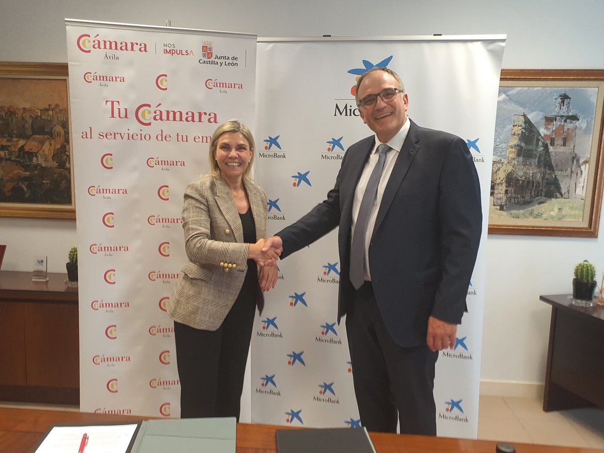 CamaraAvila's tweet image. Estrechamos lazos con #Microbank @caixabank para ofrecer créditos fe hasta 30.000 euros en favor del emprendimiento y consolidación empresarial para la demarcacion #abulense con @bmartinsanz #sinergias