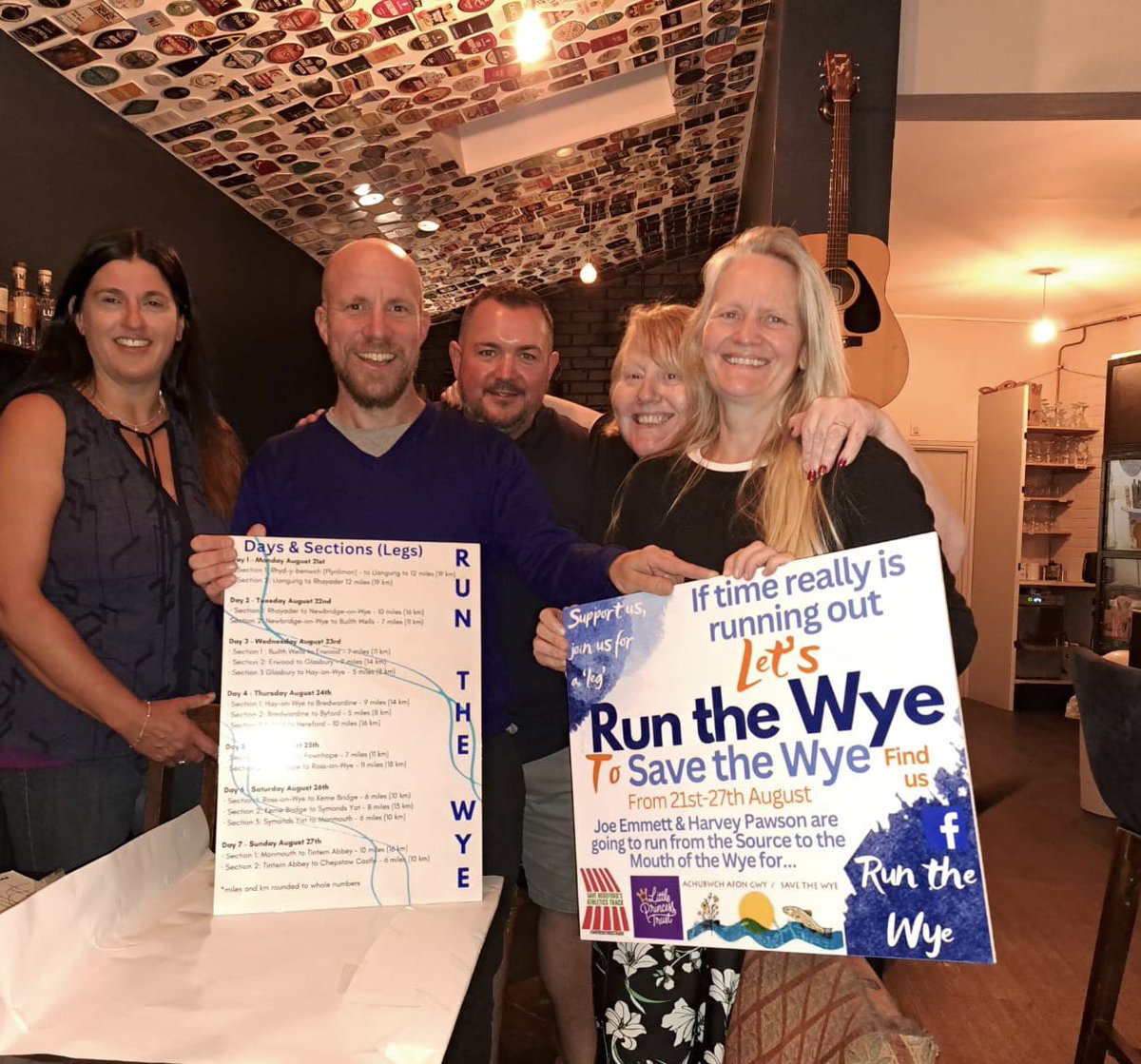 Thank you 🙏 @BIHHereford for a brilliant Quiz supporting our #RuntheWye to help @SaveTheWye @HerefordsTrack & @LPTrustUK 

Great night & venue - let’s do it again 

@Suebeloo1971 @SarahHeins @JosephEmmett10 #beer #cider #quiz #QuizTime 

#Herefordshire @HerefordshireWT #rivers