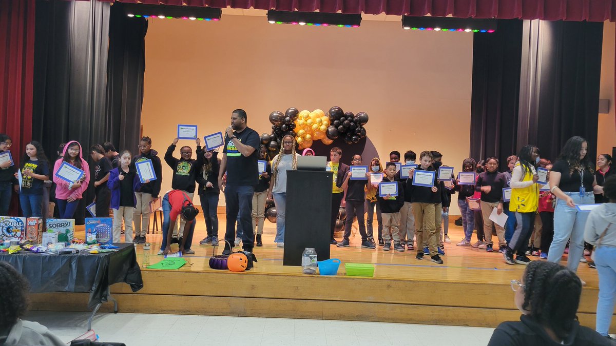 BSTEM5thgrade's tweet photo. Final Student of the Month Assembly for the school year! Congratulations to our 5th and 6th grade winners for SOM, UA awards, and Perfect Attendance! So proud of our amazing students! @BSTEMhartford @PrincipalBSTEM @BSTEM6thGrade https://t.co/AMutNvS39H