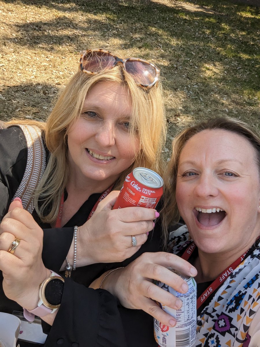 thereallolly's tweet photo. @_DeclanRice We are 2 ecstatic but knackered teachers having chips for lunch on a bench outside school raising our cans to you! Dec and the WHU team we salute you! IRONS⚒️🏆⚒️🏆⚒️ https://t.co/z7HWa8IOcE