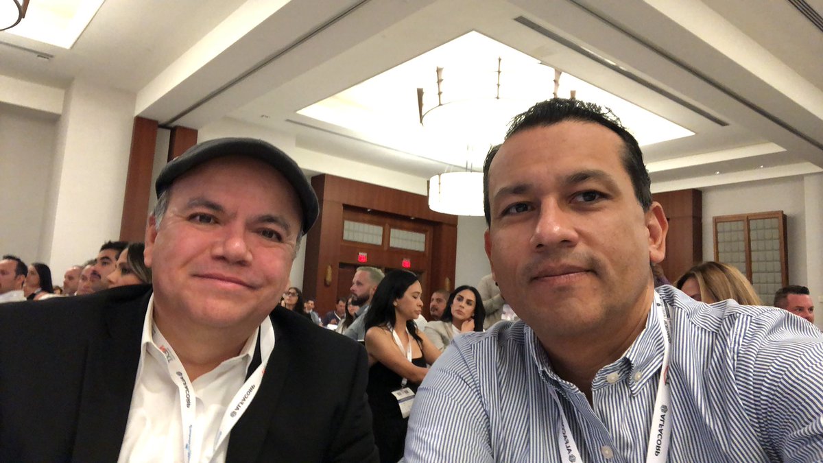 JJRASCON's tweet photo. Asistiendo al segundo #RealEstateSummit; la participación del @notariadosonora en el ecosistema inmobiliario, es indispensable para la certeza y la seguridad jurídica que requiere la economía de nuestra tierra. @gobiernosonora https://t.co/zN6vrXai5J