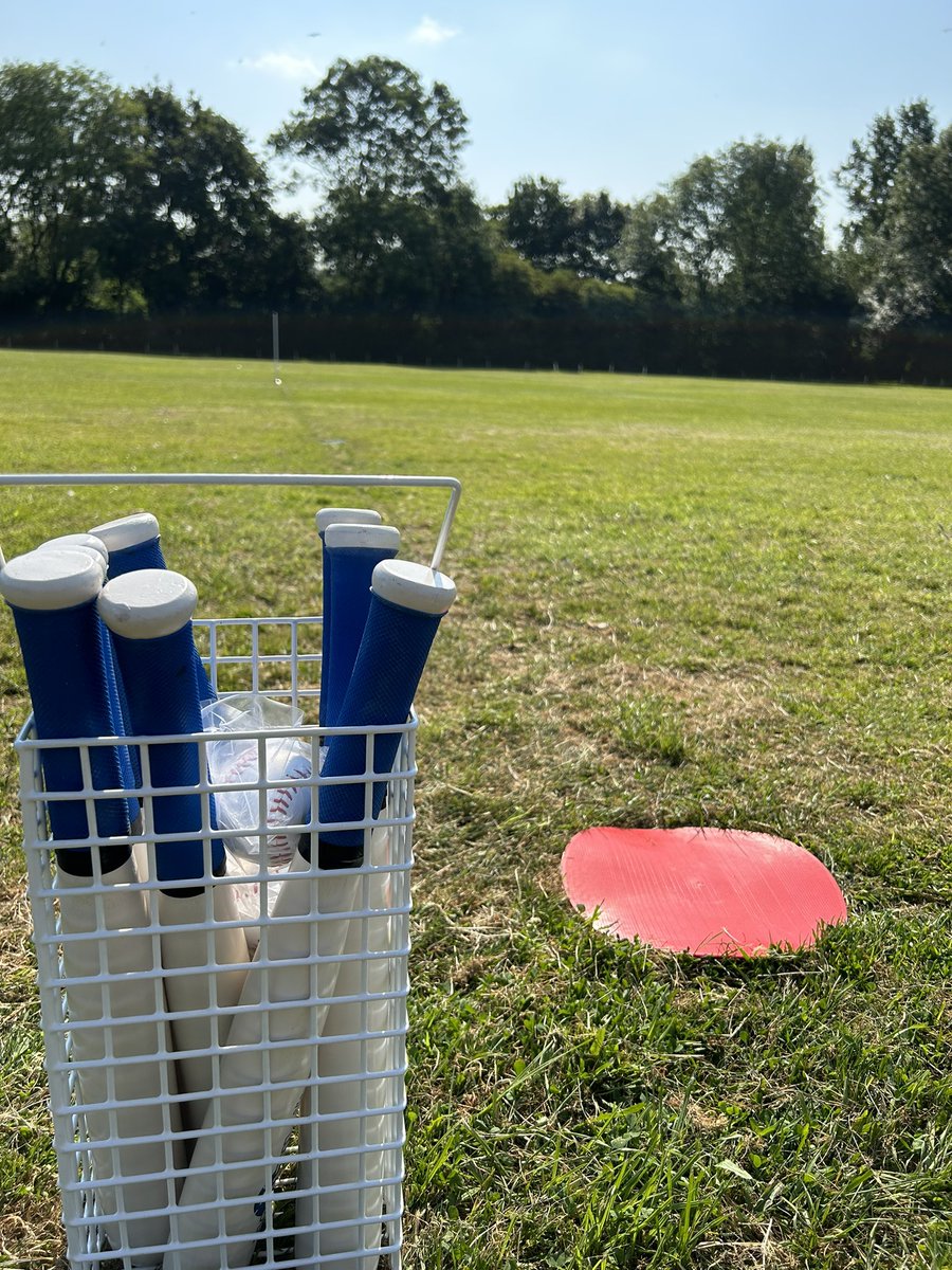 SCHOOLS | Great day of rounders games at <a href="/AldermansGreen/">Alderman's Green Primary School</a> today, lots of skills shown throughout the day ⚾️

For more information: Adam.spence@sbitc.org.uk

#makingadifference 

HG