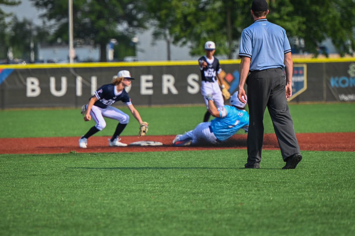 BAM 2026 Diamond came up short in the first game of the season 12-4.

Alex Acosta 2-2, 1R
Gage Meaney 1-2, 2B, 1RBI
Carson Schmiedicke 1-2, 1R
Hayden Beaver 1-2, 2 RBI
Tito Heredia 1-1, 1BB, 1RBI, 1R
 
Back in action today at 3:30pm.