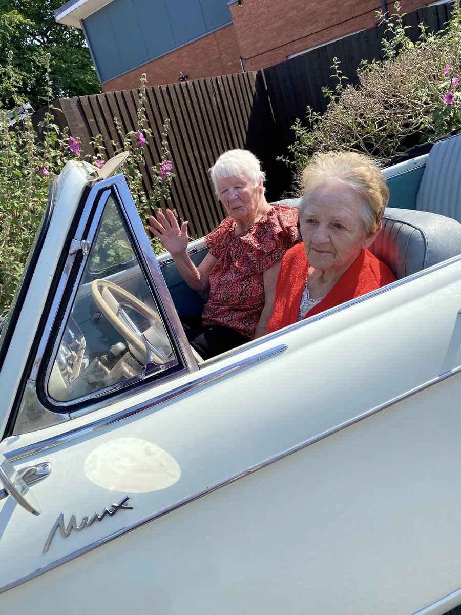 Trinity Lodge tweet media