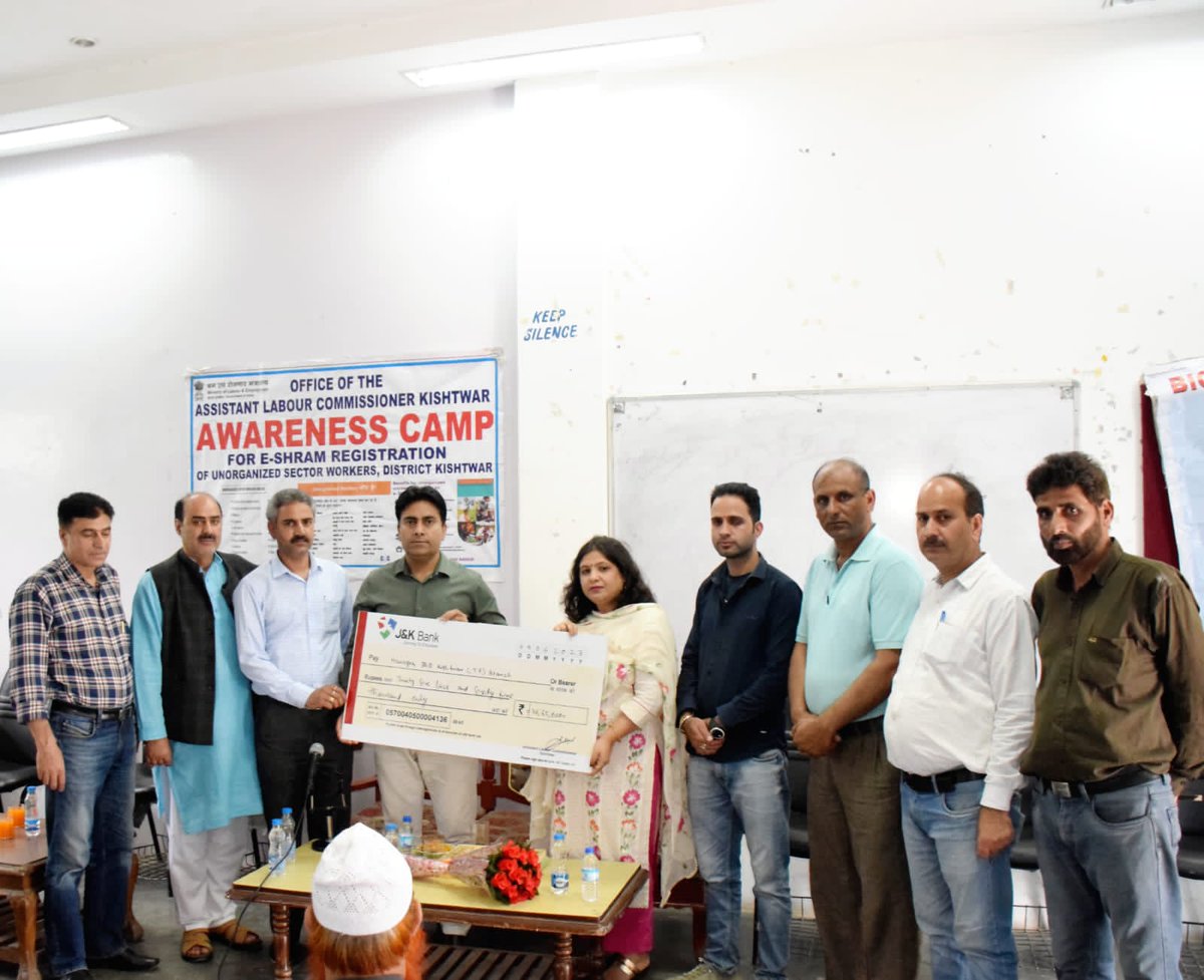 Asstt. Labour Commissioner Kishtwar (@alckishtwar) on Twitter photo Labour Department Kishtwar Organizes Awareness Programme on Labour Laws and Menace of Child Labour at Kishtwar*
The esteemed Deputy Labour Commissioner Jammu, Ms. Veenakshi Koul (JKAS) graced the occasion as the chief guest.
#Child_Labour
<a href="/LabourMinistry/">Ministry of Labour & Employment, GoI</a> <a href="/jklabemployment/">Labour & Employment Department J&K</a> Labour Department Kishtwar Organizes Awareness Programme on Labour Laws and Menace of Child Labour at Kishtwar*
The esteemed Deputy Labour Commissioner Jammu, Ms. Veenakshi Koul (JKAS) graced the occasion as the chief guest.
#Child_Labour
<a href="/LabourMinistry/">Ministry of Labour & Employment, GoI</a> <a href="/jklabemployment/">Labour & Employment Department J&K</a>