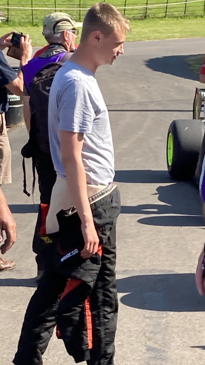 ArthurButcher44's tweet image. Thinking back to last weekend’s Hillclimb event at @shelsleywalsh fabulous weather brilliant competitive racing, this young man #MatthewRyder he must be a future champion in the making, a protege I think of the reigning championship leader #SeanGould in the runoff Matthew came3rd