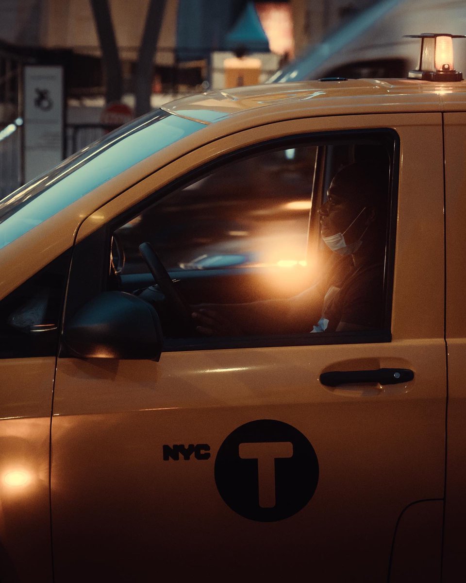 benjlocks's tweet photo. The New York City taxi #NYC https://t.co/EJOrPi1TsZ
