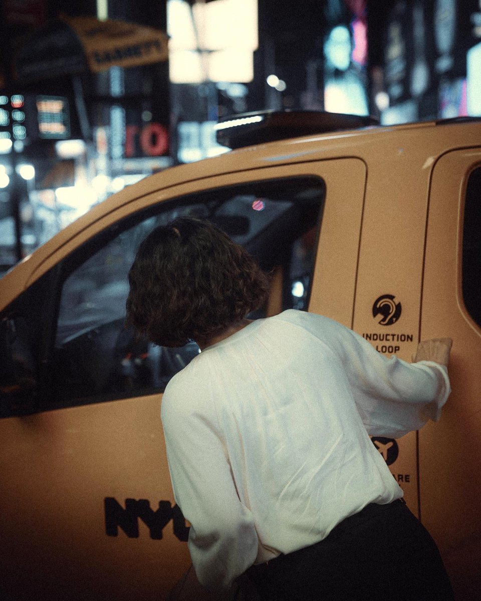 benjlocks's tweet photo. The New York City taxi #NYC https://t.co/EJOrPi1TsZ