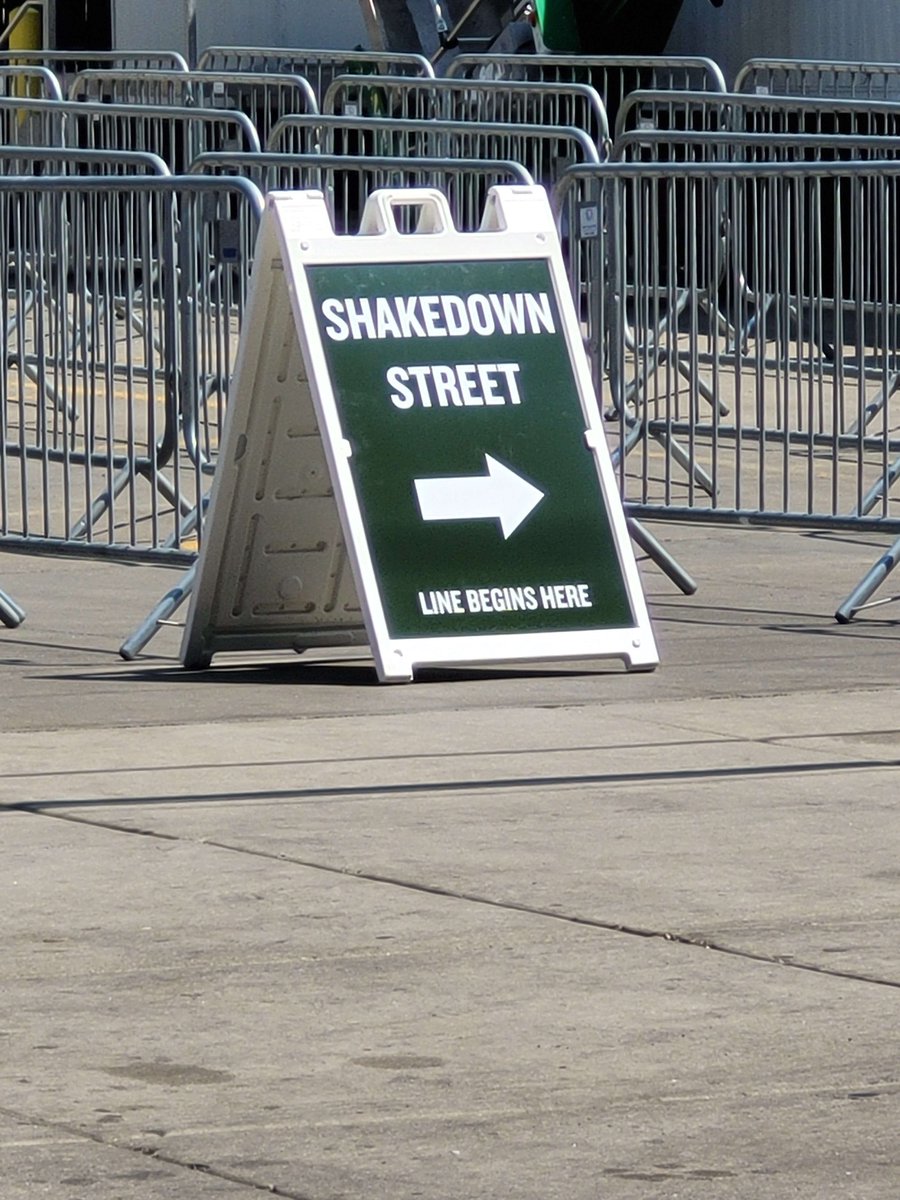 Bryan Mac tweet media