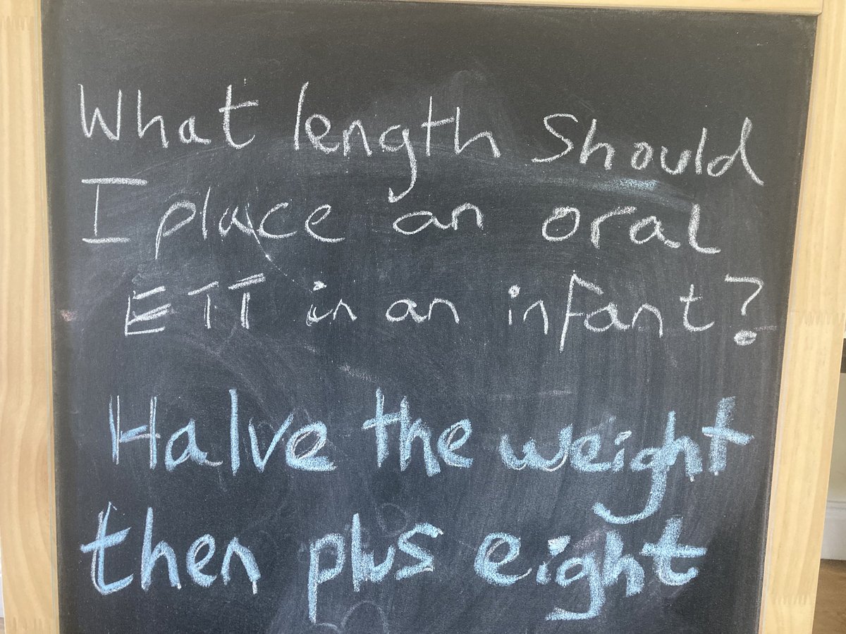 #pedsICU and #ED intubators- free link to 📖 of >1000 intubations of infants. Weight predicts ETT length for oral and nasal tubes. 🙏@STRS_Evelina & @KingsCollegeLon med students who looked at ALOT of X-rays! Retweet to share formula. authors.elsevier.com/a/1hDgp55Cs8NHi