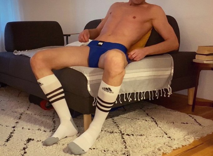 Waiting for the boy&hellip;  https://t.co/j0WO0cZbIP https://t.co/YKPwu9kYnW<a href="/tag/worship"class="tags"><span>#worship</span></a><a href="/tag/armpitsniffing"class="tags"><span>#armpitsniffing</span></a>