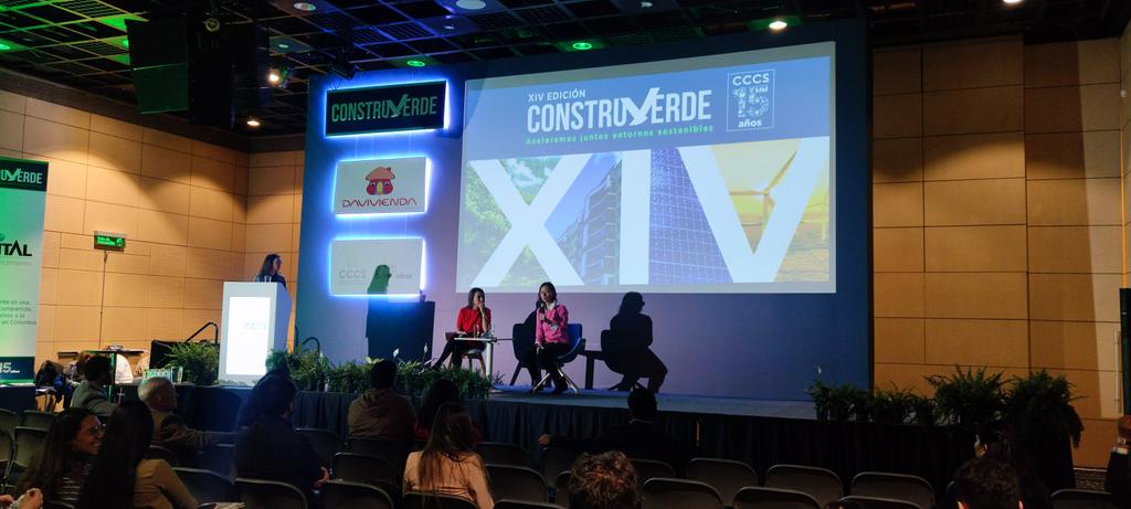 Corresponsables's tweet photo. #AEstaHora 
XIV EDICIÓN CONSTRUVERDE
CCCS 15 años.
#CCCS
#Construverde2023

 #FelizViernes #felizviernesATodos #felizviernesParaTodos #Sostenibilidad #CONSTRUVERDE https://t.co/ZuLkOJBclb