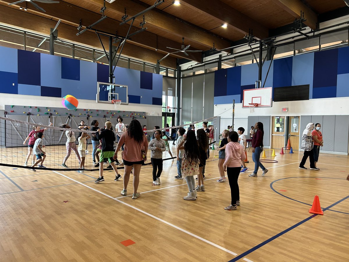 AP_FleetFalcons tweet media