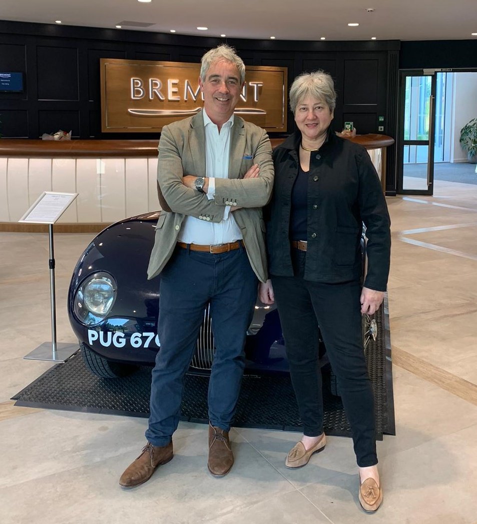 Ultimately our 🇦🇺 🇬🇧 #ÀUKFTA is about our companies growing their businnesses in each others countries. Companies like @Bremont. So I went to see @GilesEnglish at their state of the art facility - The Wing - to discuss how we help them realise greater sales to Oz. #Exports