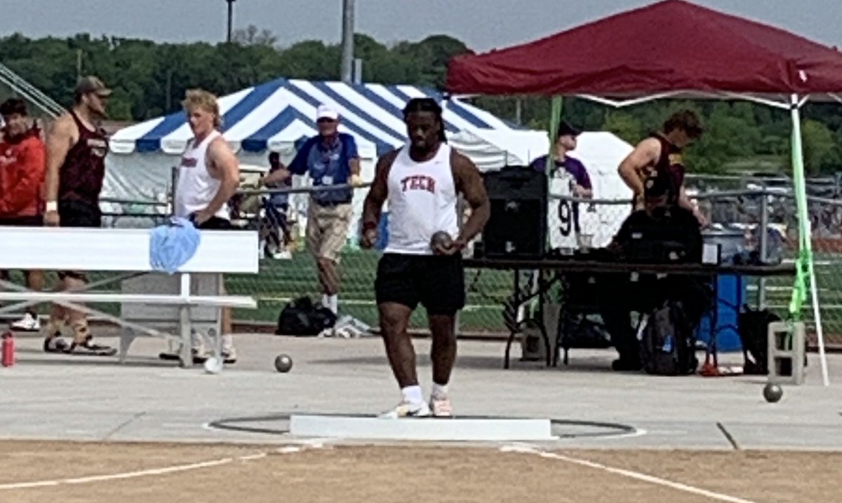 techtigerfb's tweet photo. ‼️‼️CONGRATS‼️‼️ @Derrick08468320 on making the Shot Put Podium today at the AA Minnesota State Track Meet. Go Tigers! #efforthabit #tradition @ISD742 @tech_activities https://t.co/LI8xI24l5L