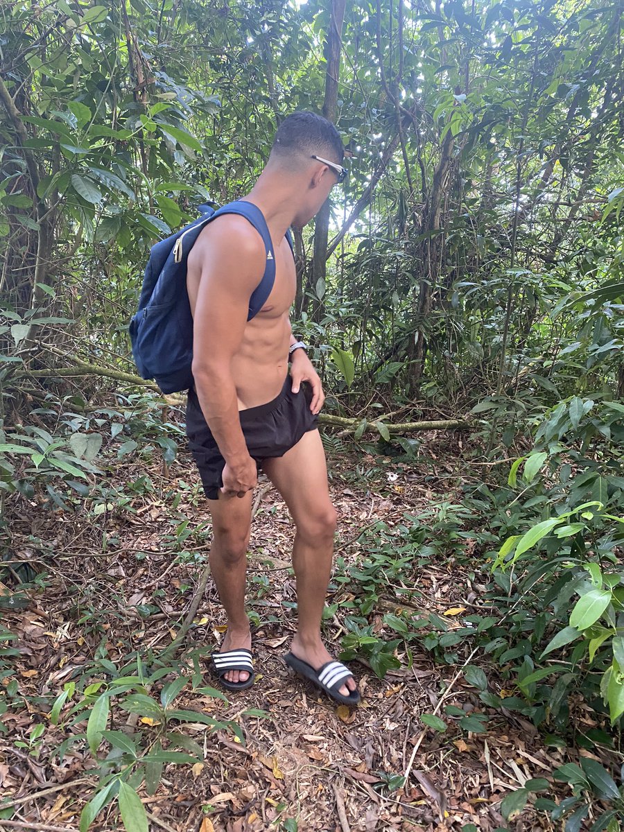 Marcusoliveiraw's tweet photo. Estaba pensando en ti y se me ha escapado un gemido https://t.co/LYEuxbBaoZ