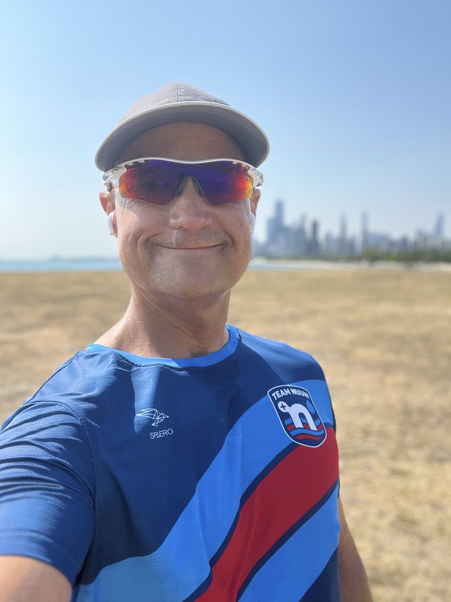 Beautiful morning for a run.

#Chicago 

#runchi #chilft #TeamNuun2023 #Nuunlife #Hydration #ad