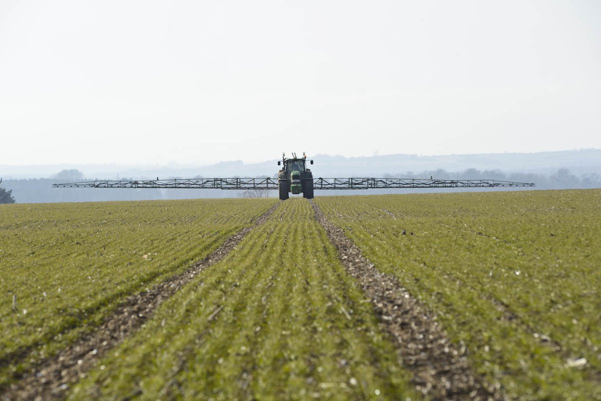 Get the latest #fertiliser news in Frontrunner, Frontier’s weekly market report: “The #urea market remains relatively quiet following the initial flurry of purchasing. We advise growers to be mindful of the Urea Stewardship Scheme deadline when...” bit.ly/3OZ8RCg