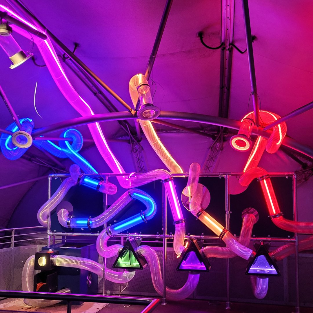 MagnaScience's tweet photo. Its another hot, hot weekend! Aqua-Tek &amp; Sci-Tek are open 10:00-17:00 so come along and enjoy the sunshine!
HOWEVER...If you need to get out of the sun, there are lots of "Cool" things to explore inside the Attraction!
#somethingforeveryone #magnascience
https://t.co/oNrFkwWOmh https://t.co/hjs7IznG9I