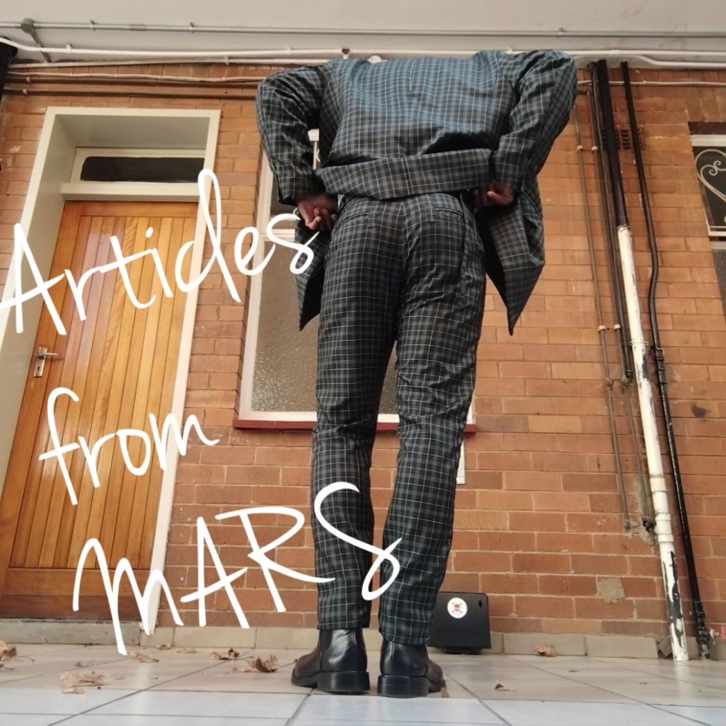 MARS_is_dope's tweet photo. The 2023 CHECK AND CHAIN SUIT minimalised to:

1. A white formal long sleeved white shirt with an irregular pentagonal back yoke;
2. Dark green, check print suiting close fit leg &amp; multiple waistband pair of pants; and
3. A dark green check print suiting classical jacket. https://t.co/T81cCa5R4R