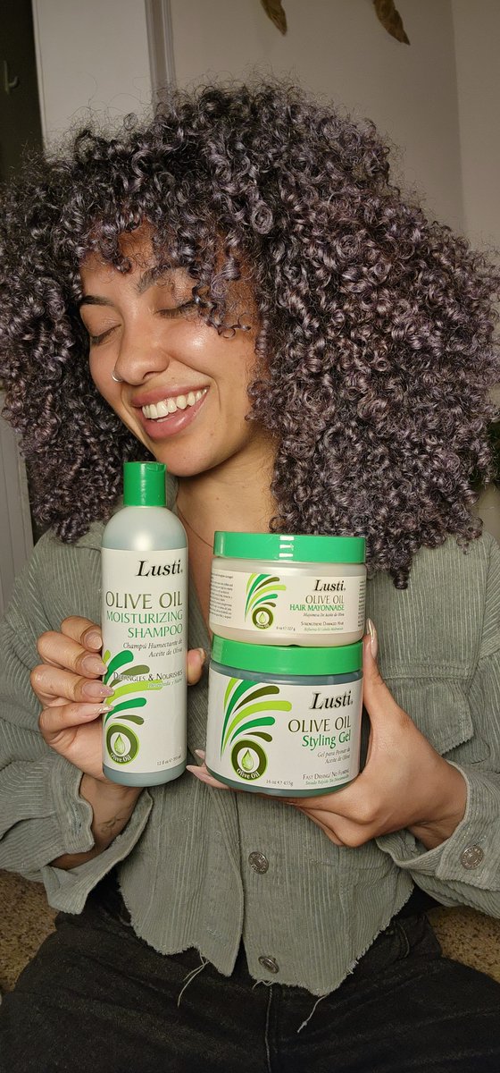 Big Curls and Big Smiles! Get your Lusti products today!
.
.
#curlyhair #type4hair #naturalhairstyles #kinks2curls #type4kinksandcoils #kinkyhairrocks #voiceofhair #amazingnaturalhair #kinkyhairstyles #kinkyhair #naturalhairdaily_ #harlem #coilyhair #blkprime #naturalhairgoals