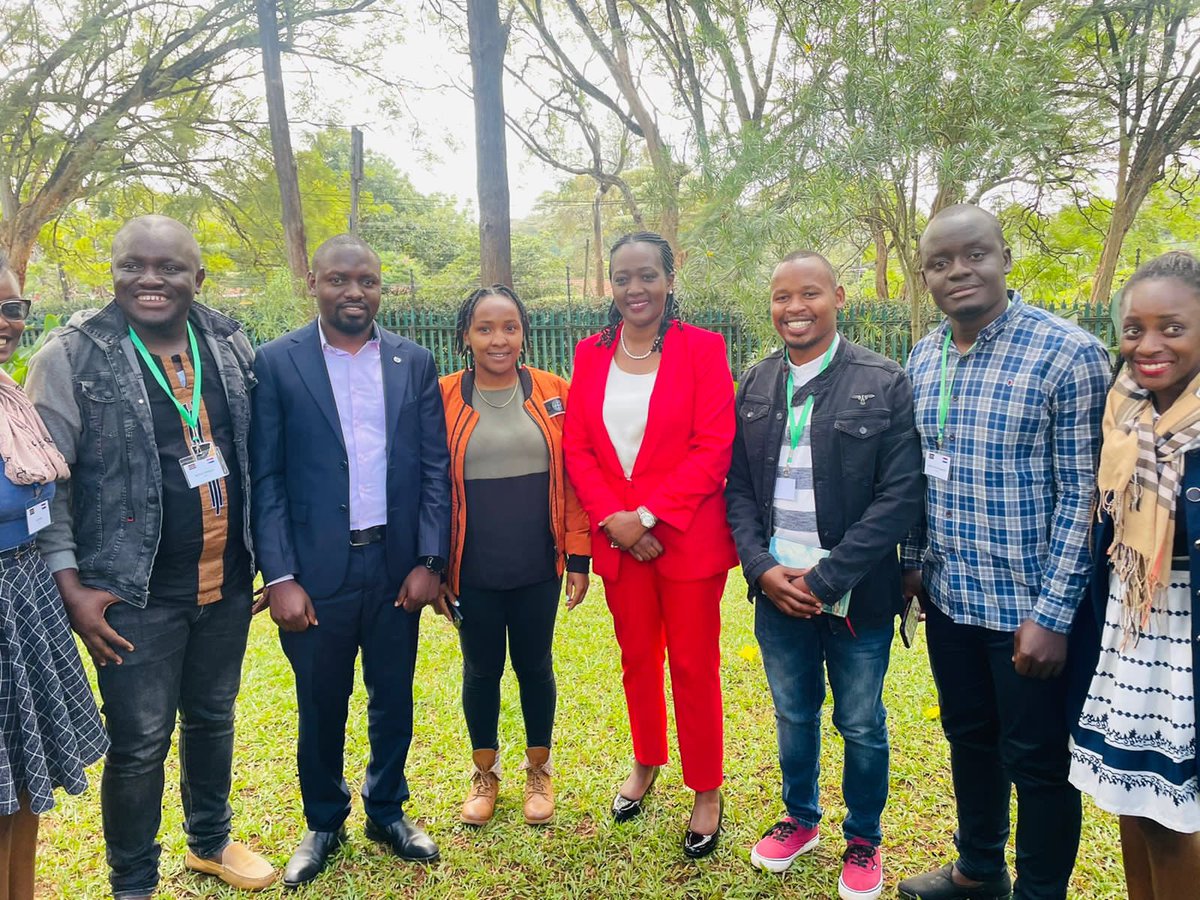 Our team members joined other youths as Cabinet Secretary @HonTuya and Dutch Ambassador to Kenya H.E Maarten Bouwer hosted youth leaders for a discussion on their participation in the Africa Climate Summit that will be co-hosted by Kenya and the Africa Union in Nairobi. #AYCA2023