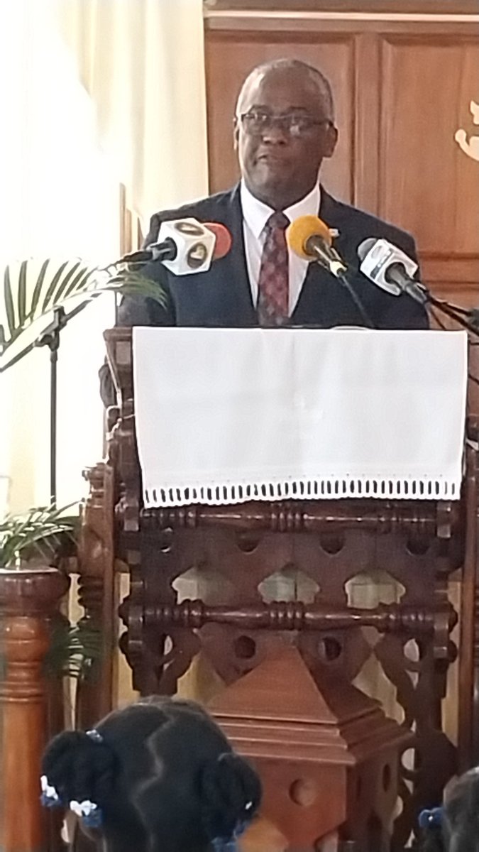 Delroy Chuck tweet media