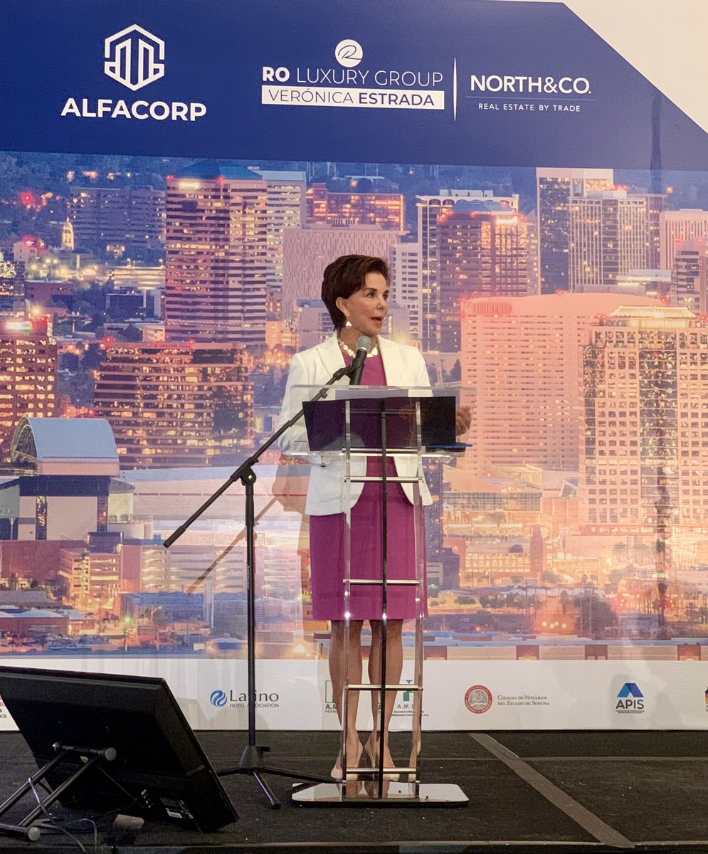 DavidFigueroaO's tweet photo. Sonora has great tourism potential with incredible investment opportunities. Secretary @gradillasrob invites the thousands of foreign tourists who visit us to invest in the diverse variety of real estate developments we have. #RealStateSummit 🇲🇽🇺🇸 https://t.co/B4CpqmH0sM