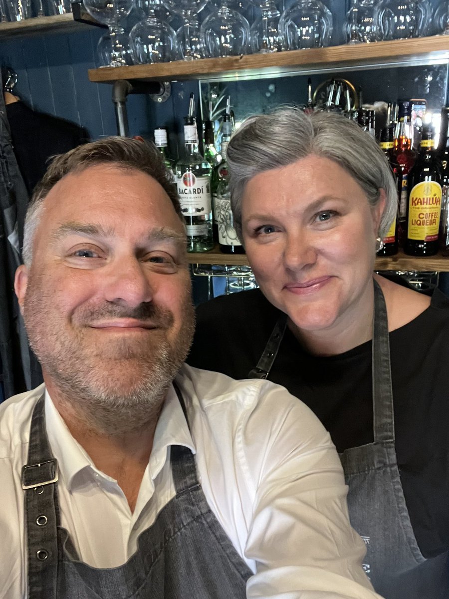 TheSmallSpace5's tweet photo. Looking forward to welcoming you tonight. The (Mrs) B team has stepped in to help out at the last minute & is ready to go. Get well soon Celia :)
๐ธ๐ฅ๐ท๐น
#magic #comedy #liveentertainment #cocktails #airconditioning #iceicebaby #destinationvenue #barry #barryisland #cardiff https://t.co/flkPEHnxjD