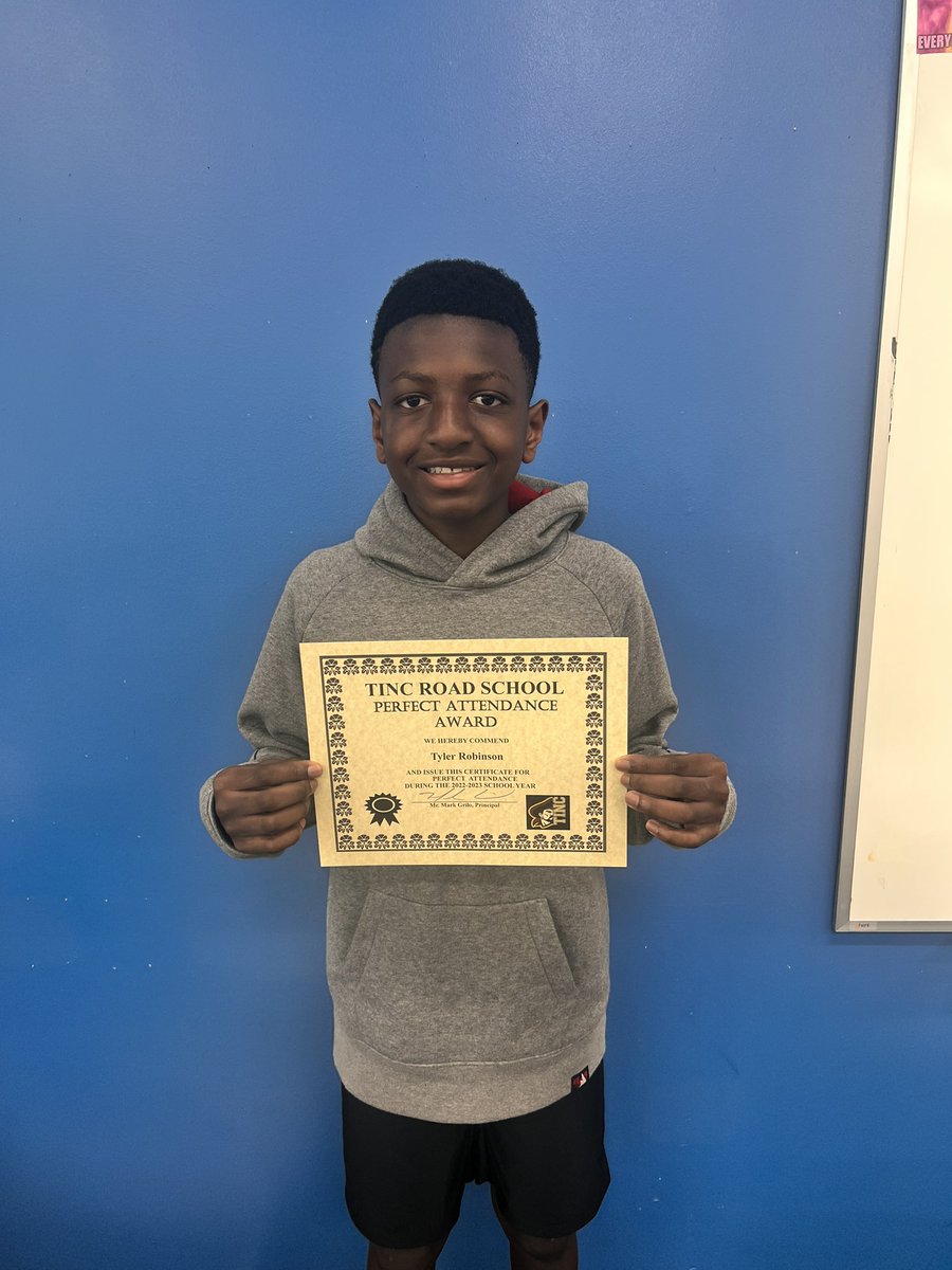 MissV_Andrews's tweet photo. Congratulations on PERFECT attendance this year 💯🎉 @tincroadschool @PtoTinc @MountOliveTSD @markdgrilo @Dani_Marangon https://t.co/3f2IXiKdaN