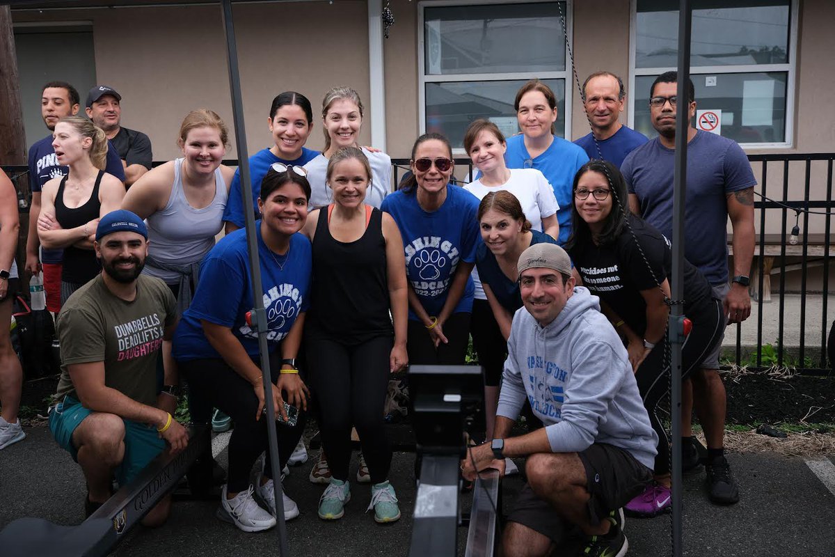 Thank you to all who donated coins to the Bee Foundation! 3rd graders donated the most coins by weight and taped Mr. Adamo to the wall! Washington’s rowing teams competed in The Bee Foundation Montclair Marathon Row!