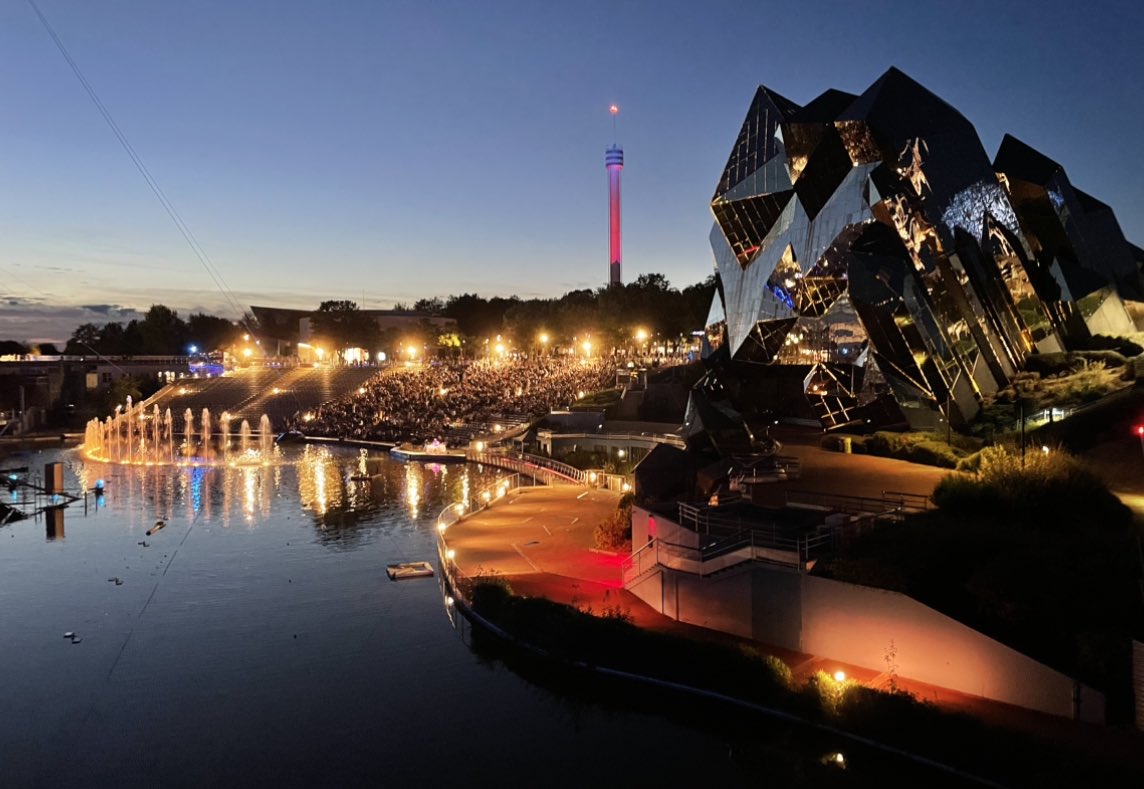 AlainPichon86's tweet photo. La Révolution Monory ‼️

Avec le @futuroscope il a fait entrer le @departement86 dans le 21eme siècle bien avant l’heure ! 

Fierté pour tous les élus qui poursuivent humblement son ambition au service du territoire. https://t.co/WS97i9D3UC