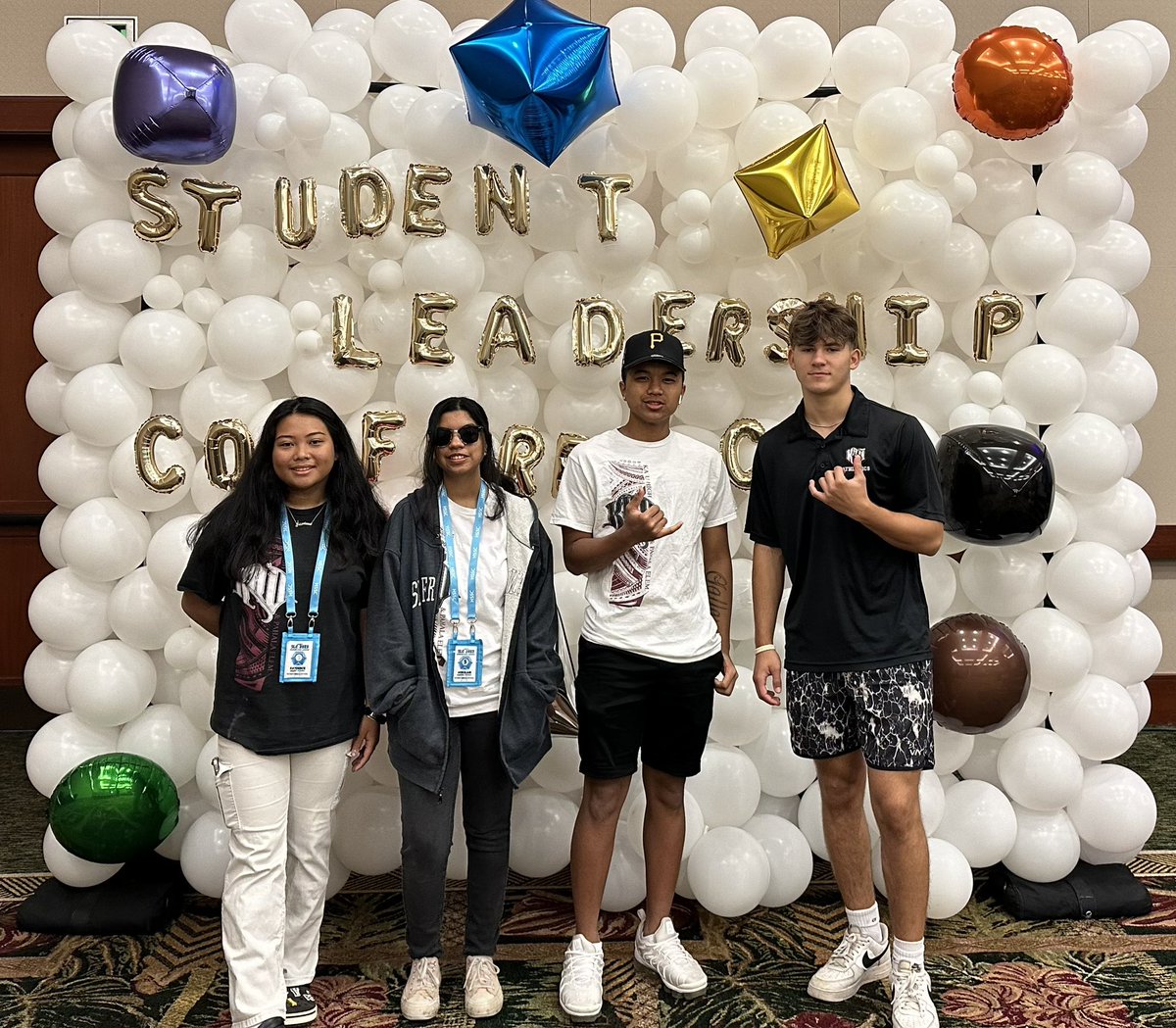 KHPES students attending the 2023 Student Leadership Conference at the Hawaii Convention Center