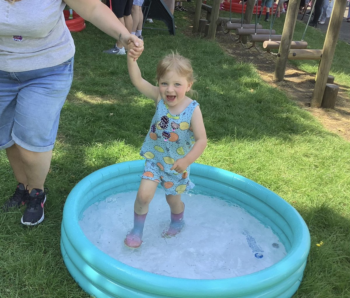 APS_ELCC's tweet photo. What a way to end our Health Week. Our Welly Walk was a huge success. The smiles on the faces says it all.
#WellyWalk #HealthWeek #funfriday @RenEdHWB @PlayScotland @earlyyearsscot https://t.co/8bssl8AZ3w